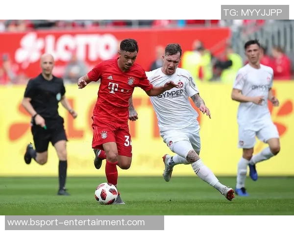 友谊赛精彩回顾拜仁逆转战胜AC米兰全场高潮瞬间解析