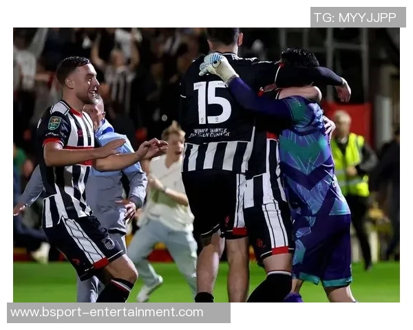 英超激战：拜仁凭点球绝杀AC米兰全场沸腾解析