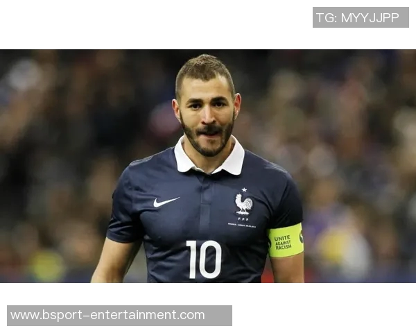 西甲大战切尔西狂胜里昂五球大捷引发转会风波与热议