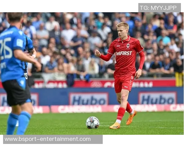 波尔图小胜拜仁引发红牌争议转会传闻再起波澜